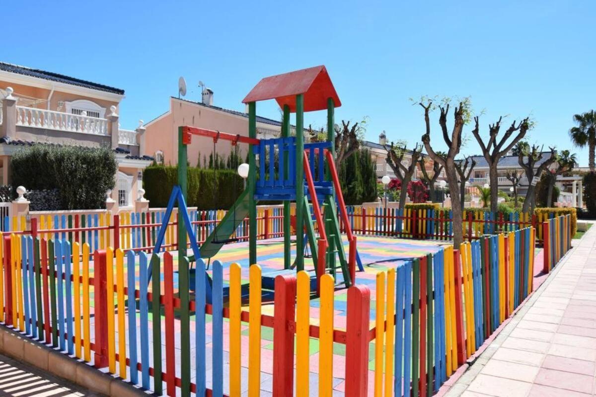 Gran Alicante Bungalow In Beach Resort Puerto Marino Exterior foto